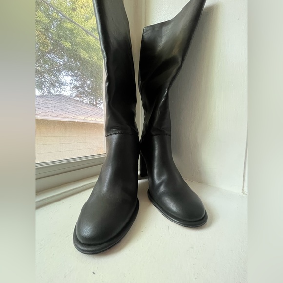 Knee high, H&M faux leather, black boots, size 11 - Picture 12 of 12